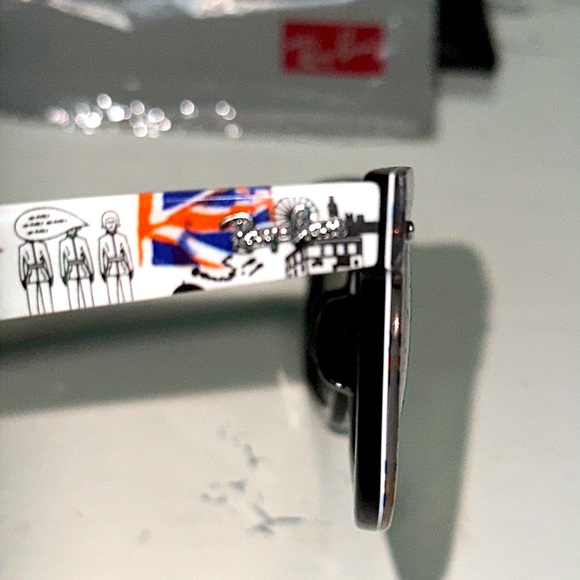 SPECIAL SERIES #8 Ray Ban Wayfarer London Print EUC - Picture 8 of 16